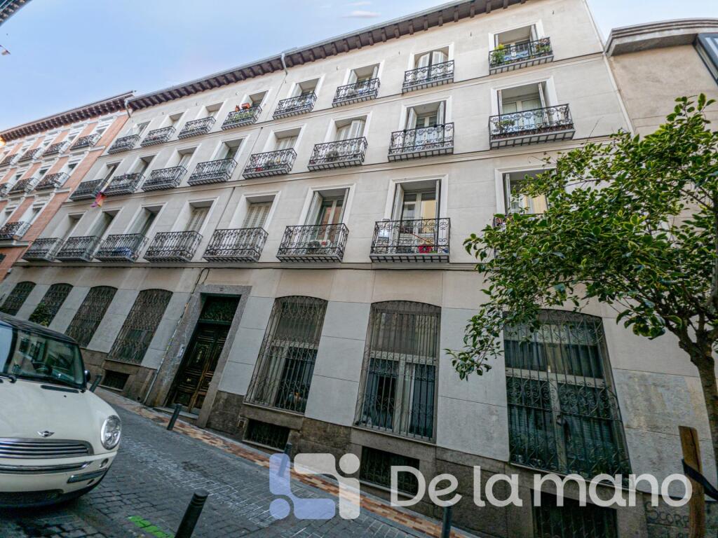 PISO REFORMADO, AMUEBLADO Y CON BALCÓN PRIVADO. - foto 18