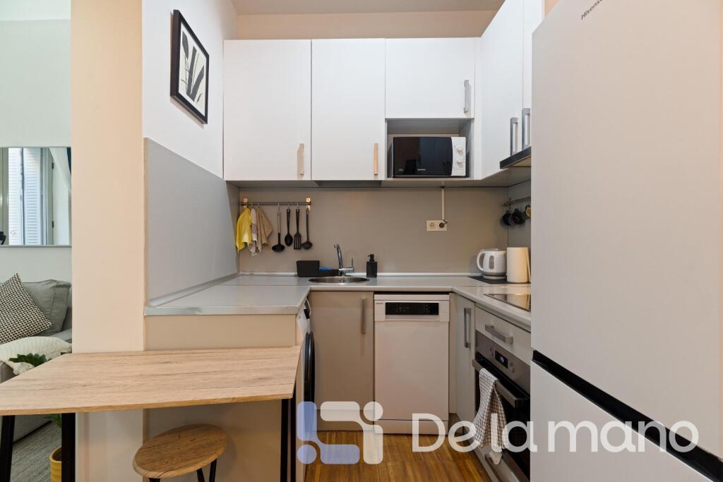 PISO REFORMADO, AMUEBLADO Y CON BALCÓN PRIVADO. - foto 6