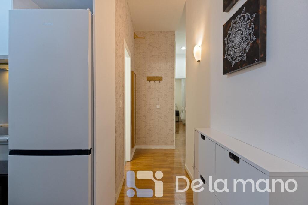 PISO REFORMADO, AMUEBLADO Y CON BALCÓN PRIVADO. - foto 7