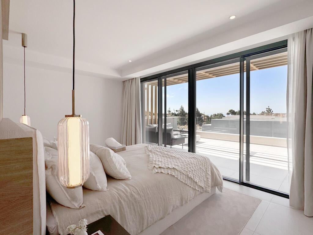 CHALET de 3 DORM y ENTREGA INMEDIATA!  en Mijas Costa, jardí - foto 14