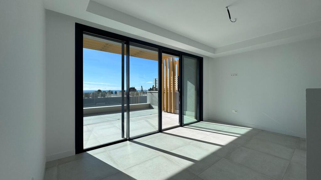 CHALET de 3 DORM y ENTREGA INMEDIATA!  en Mijas Costa, jardí - foto 46