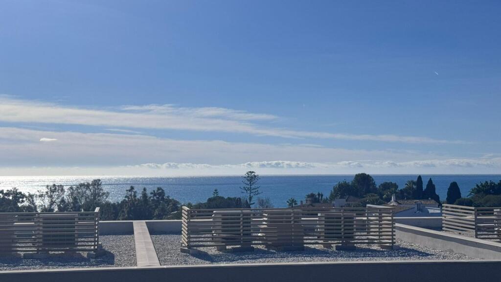 CHALET de 3 DORM y ENTREGA INMEDIATA!  en Mijas Costa, jardí - foto 49