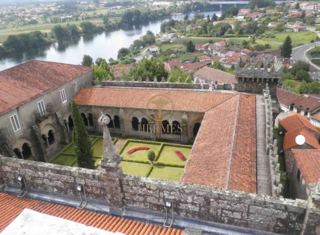 Venta de  Casa señorial en Tui, Camino de Santiago - foto 4
