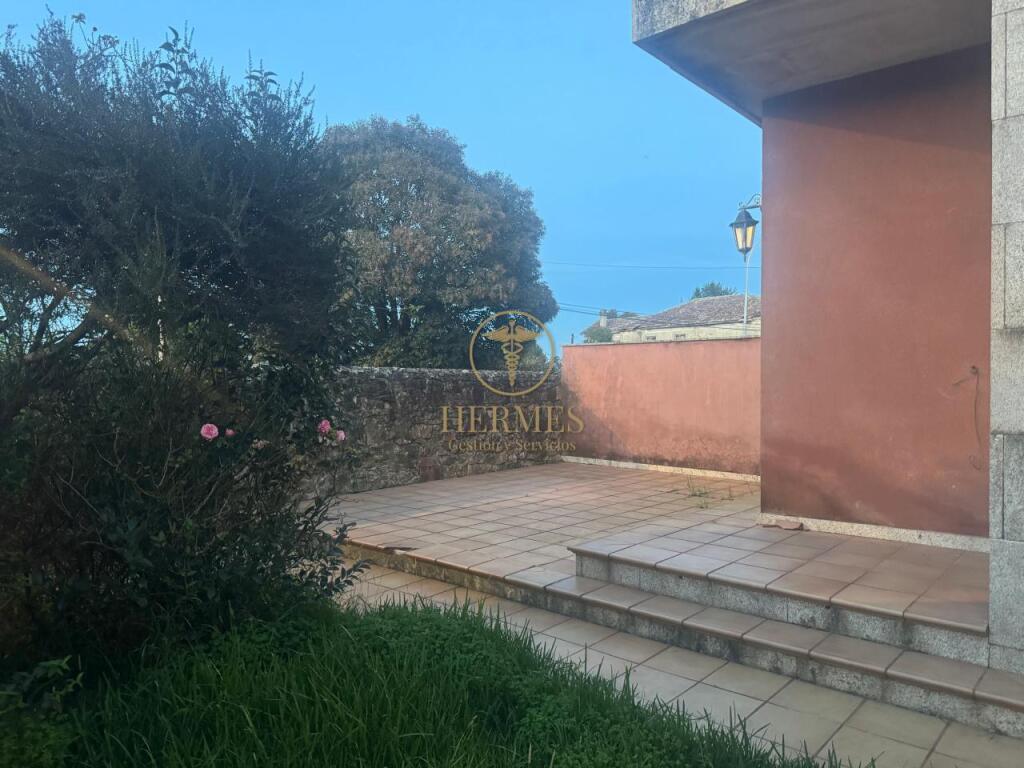 Magnífico Adosado en Goian-Tomiño: ¡Tu Casa Ideal te Espera! - foto 3