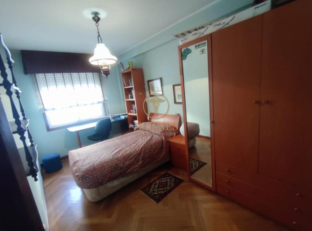 Piso de 115 m2 en venta Gran Vía Vigo. - foto 14