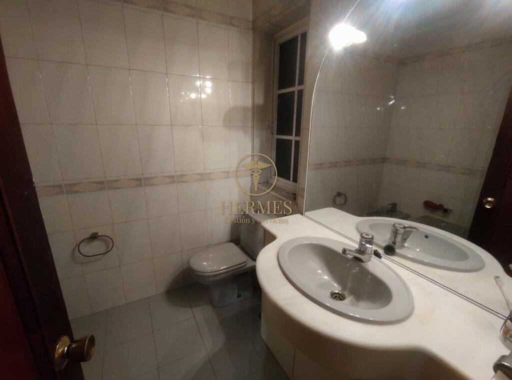 Piso de 115 m2 en venta Gran Vía Vigo. - foto 18