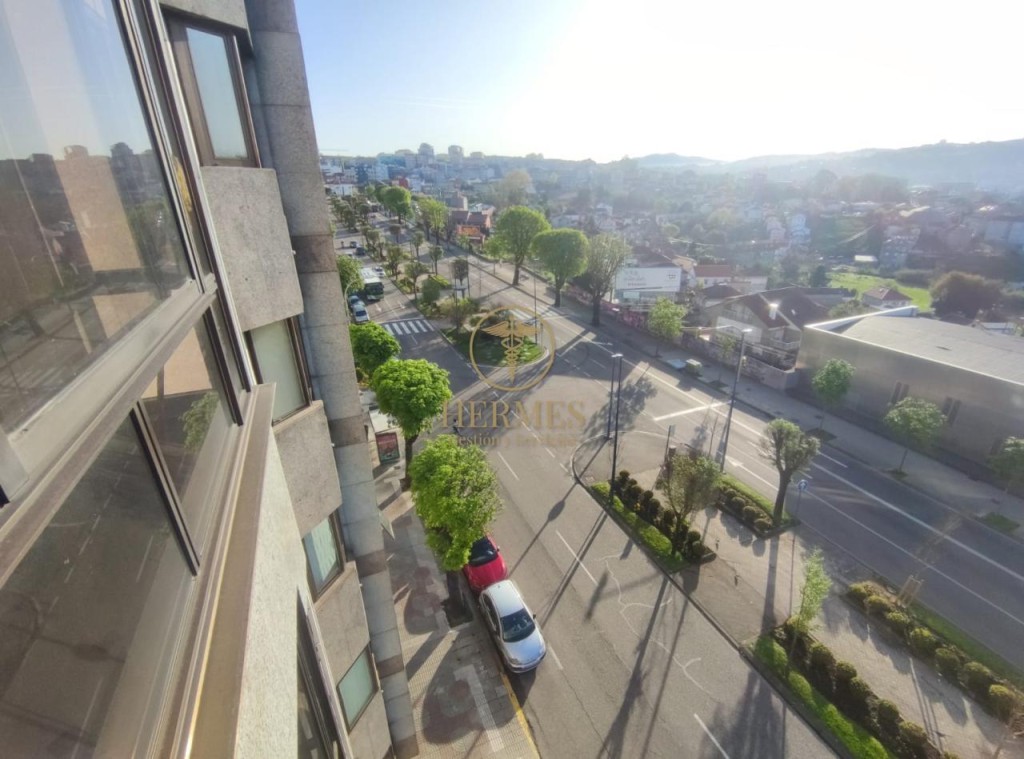 Piso de 115 m2 en venta Gran Vía Vigo. - foto 27