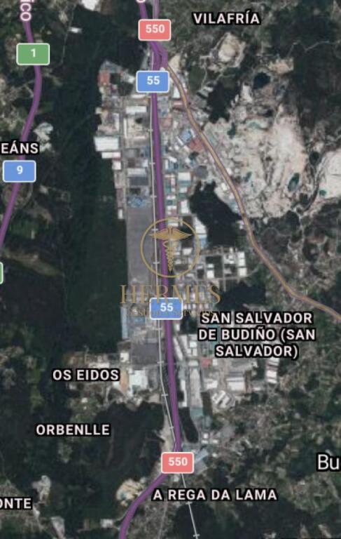 Suelo  industrial con naves en venta Porriño