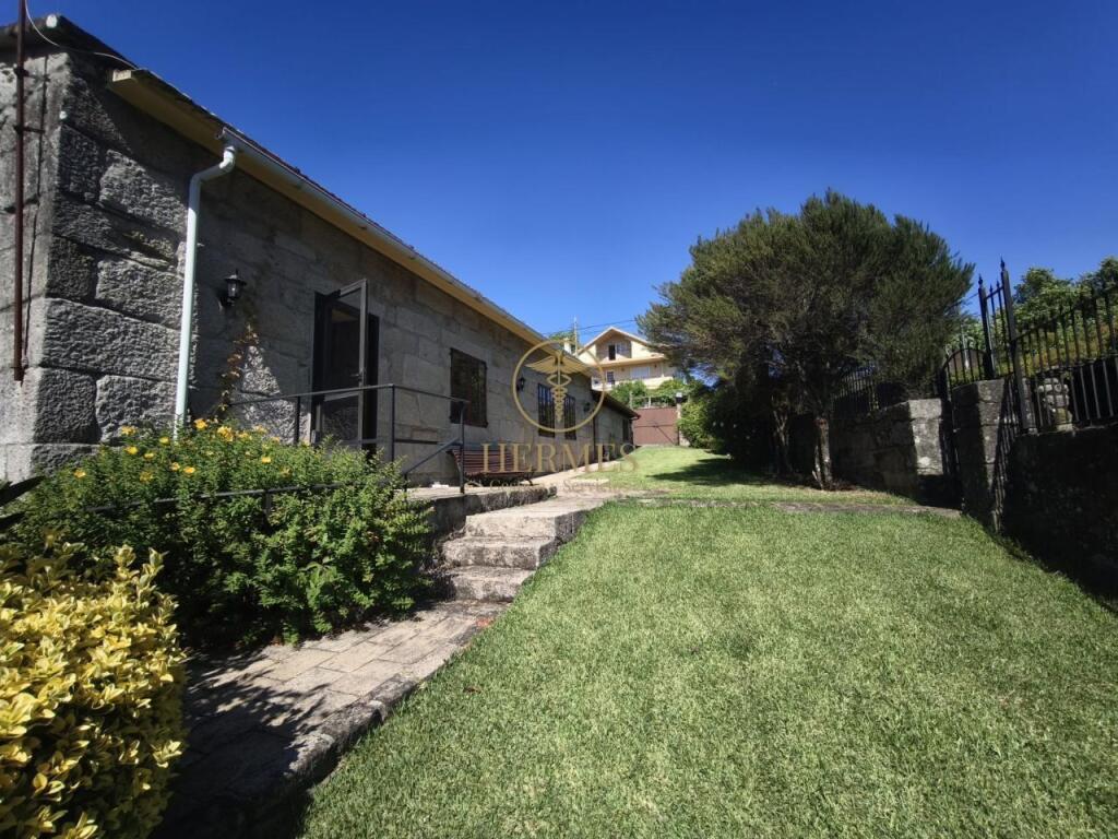 Casa en vennta, con finca de 1800 m2 en Mondariz - foto 5