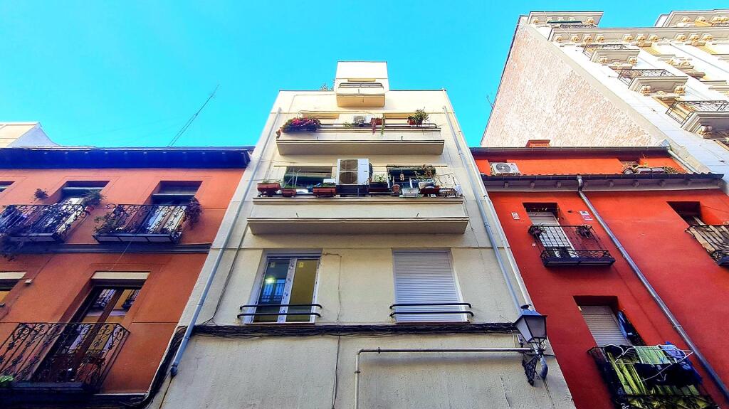PISO DE CUATRO DORMITORIOS EN MADRID CENTRO