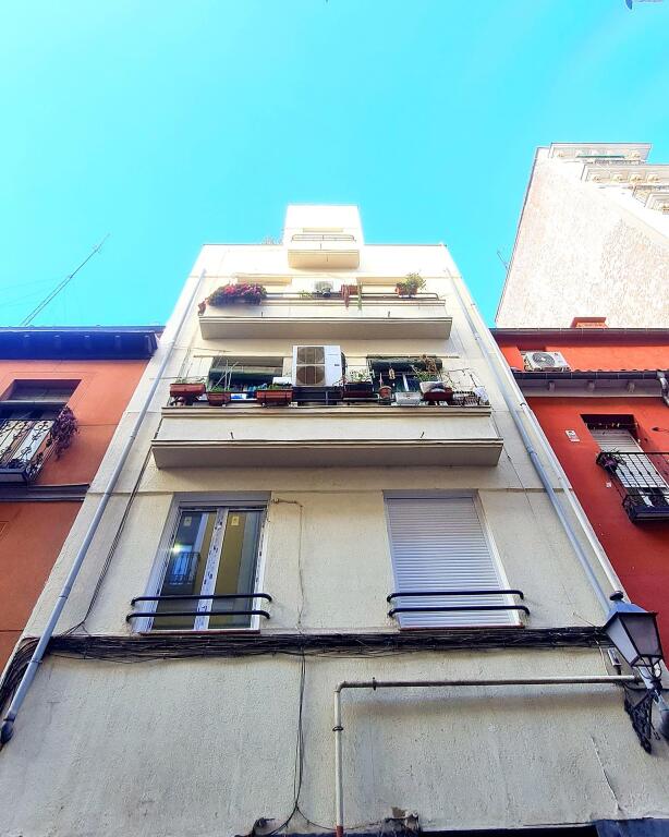 PISO DE CUATRO DORMITORIOS EN MADRID CENTRO - foto 32