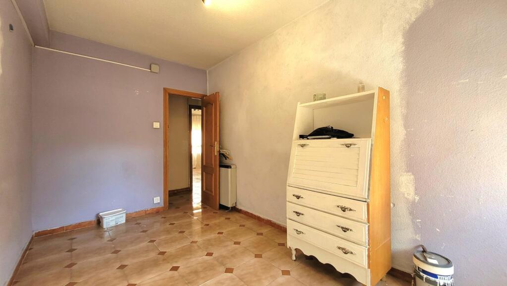 PISO DE CUATRO DORMITORIOS, EXTERIOR, LUMINOSO CON TERRAZA - foto 15