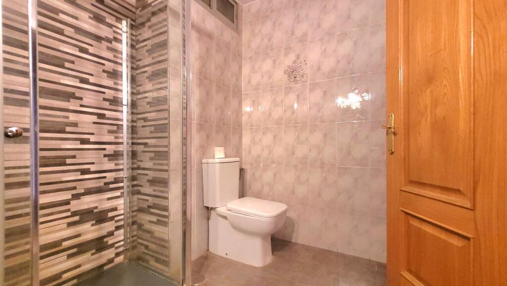PISO DE CUATRO DORMITORIOS, EXTERIOR, LUMINOSO CON TERRAZA - foto 18