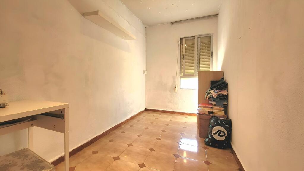 PISO DE CUATRO DORMITORIOS, EXTERIOR, LUMINOSO CON TERRAZA - foto 30