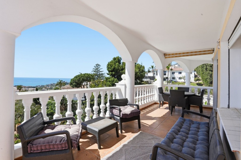 Casa-Chalet en Venta en Benalmadena Málaga - foto 2