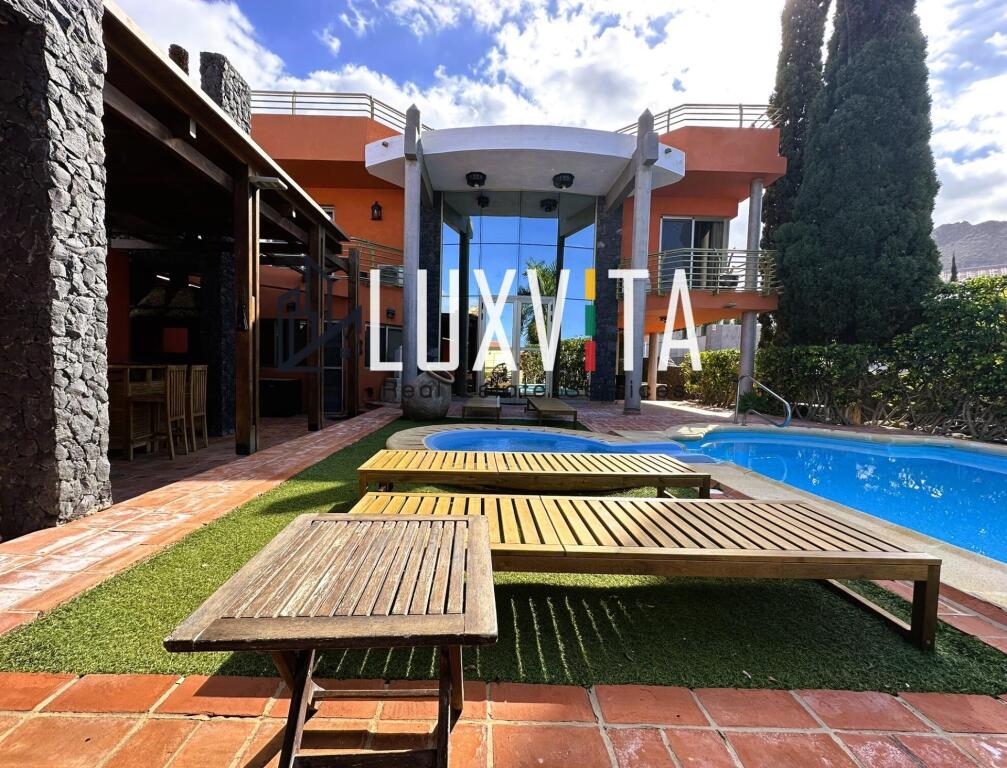 Exclusiva villa de lujo en El Madroñal – Tu oasis privado en - foto 2