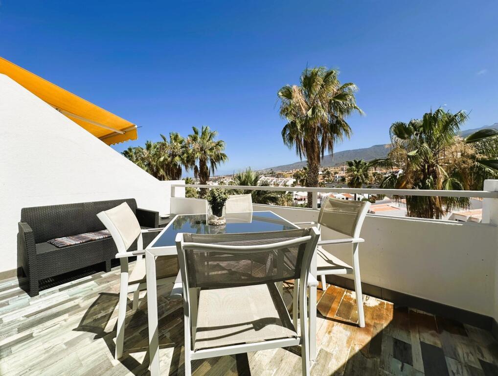 Encantador Estudio con Terraza y Vista al Mar en Torviscas - foto 2