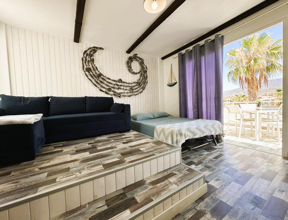 Encantador Estudio con Terraza y Vista al Mar en Torviscas - foto 10