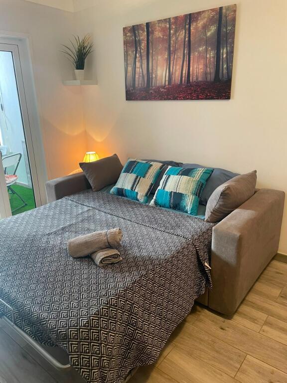 Piso Reformado de 2 habitaciones en Los Cristianos con Pisci - foto 18