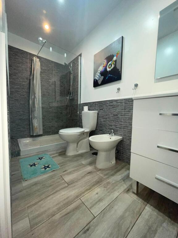 Piso Reformado de 2 habitaciones en Los Cristianos con Pisci - foto 30