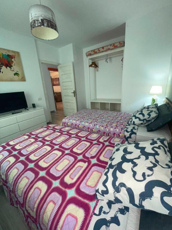 Piso Reformado de 2 habitaciones en Los Cristianos con Pisci - foto 33