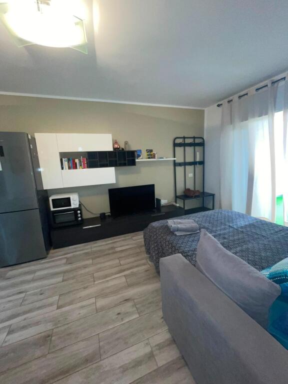 Piso Reformado de 2 habitaciones en Los Cristianos con Pisci - foto 6