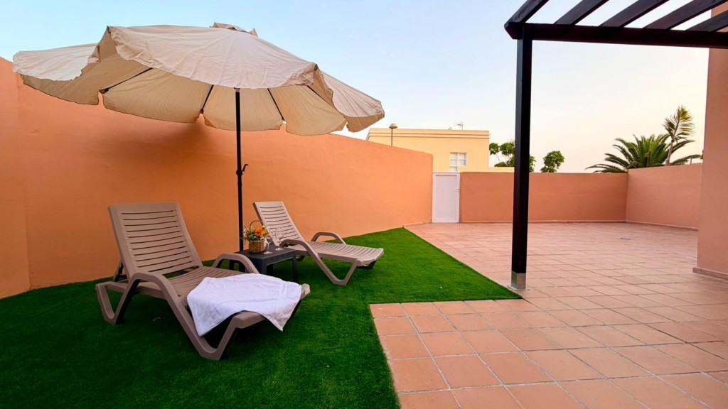 Exclusivo Adosado Reformado en Palm Mar, Arona - €650,000