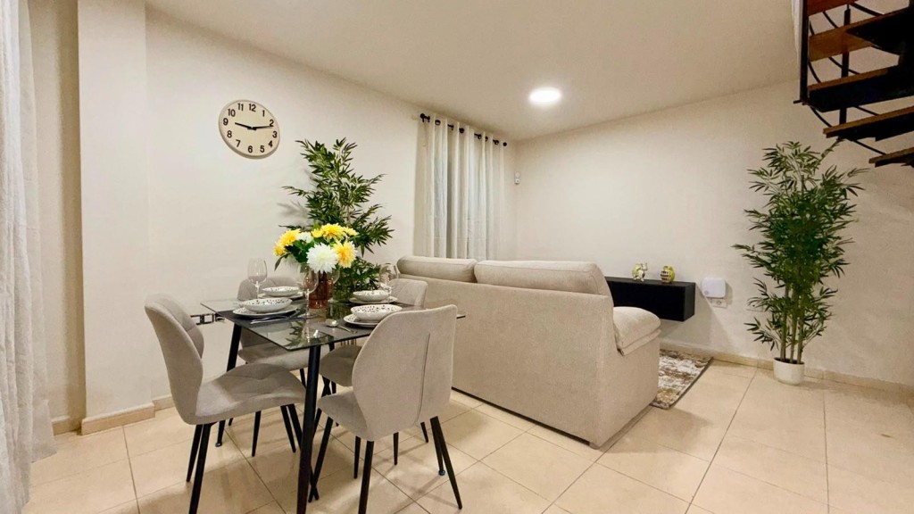 Exclusivo Adosado Reformado en Palm Mar, Arona - €650,000 - foto 5