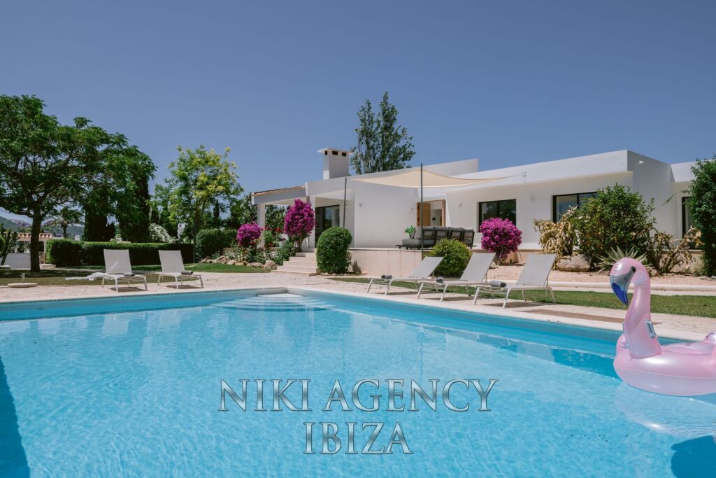 Casa-Chalet en Venta en Santa Eularia Des Riu Baleares