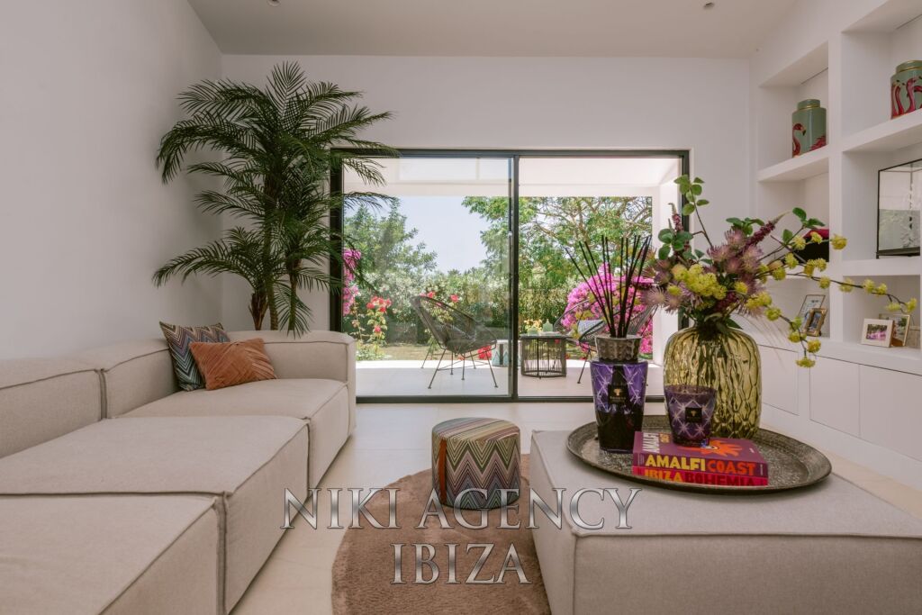 Casa-Chalet en Venta en Santa Eularia Des Riu Baleares - foto 12