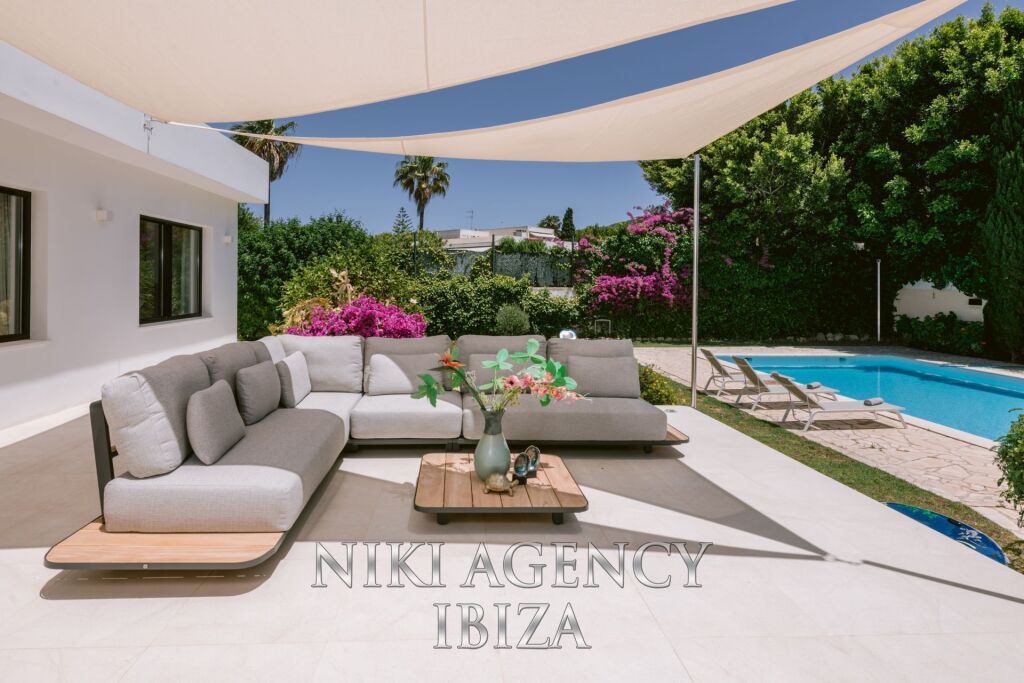 Casa-Chalet en Venta en Santa Eularia Des Riu Baleares - foto 3