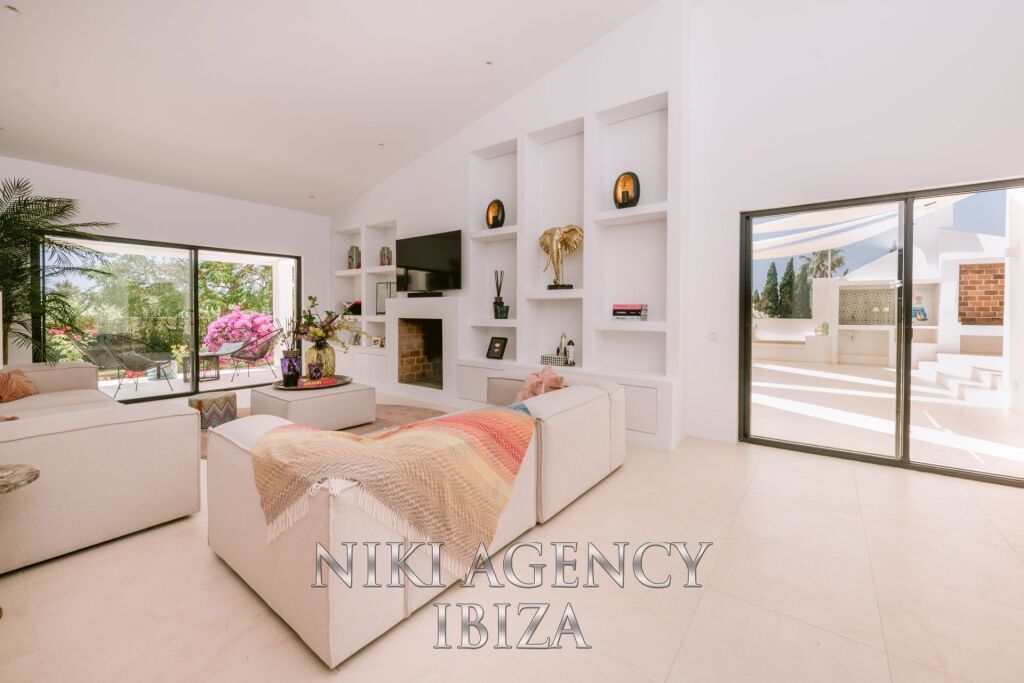 Casa-Chalet en Venta en Santa Eularia Des Riu Baleares - foto 9