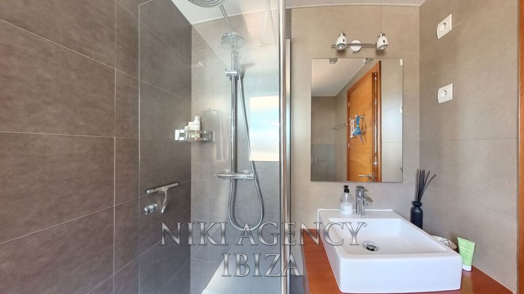 Casa-Chalet en Venta en Sant Josep De Sa Talaia Baleares - foto 30