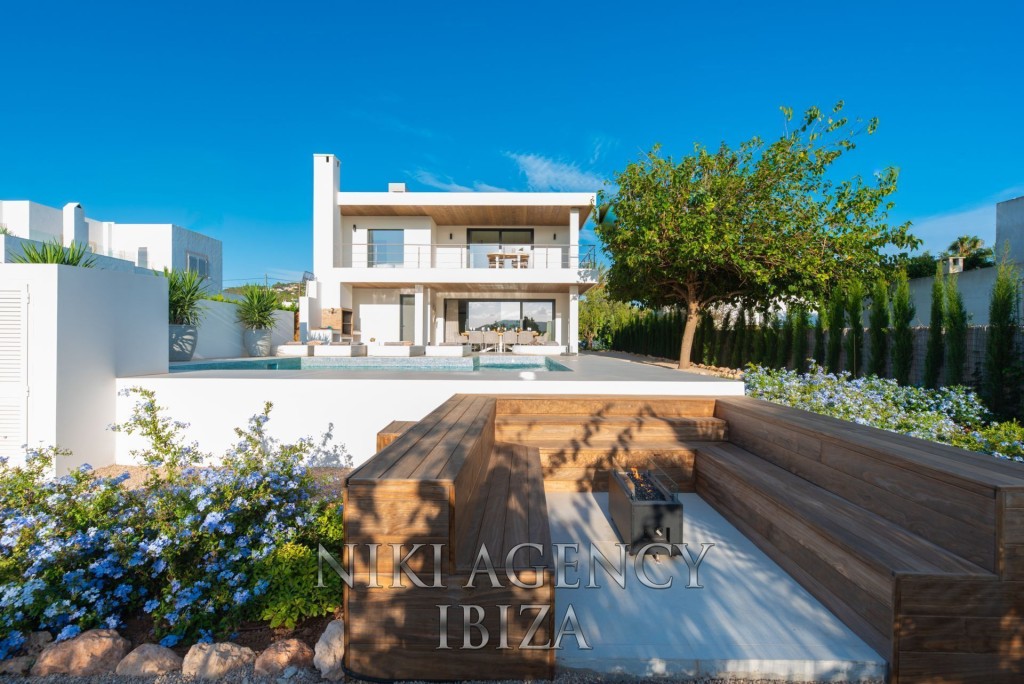 Casa-Chalet en Venta en Santa Eularia Des Riu Baleares - foto 3