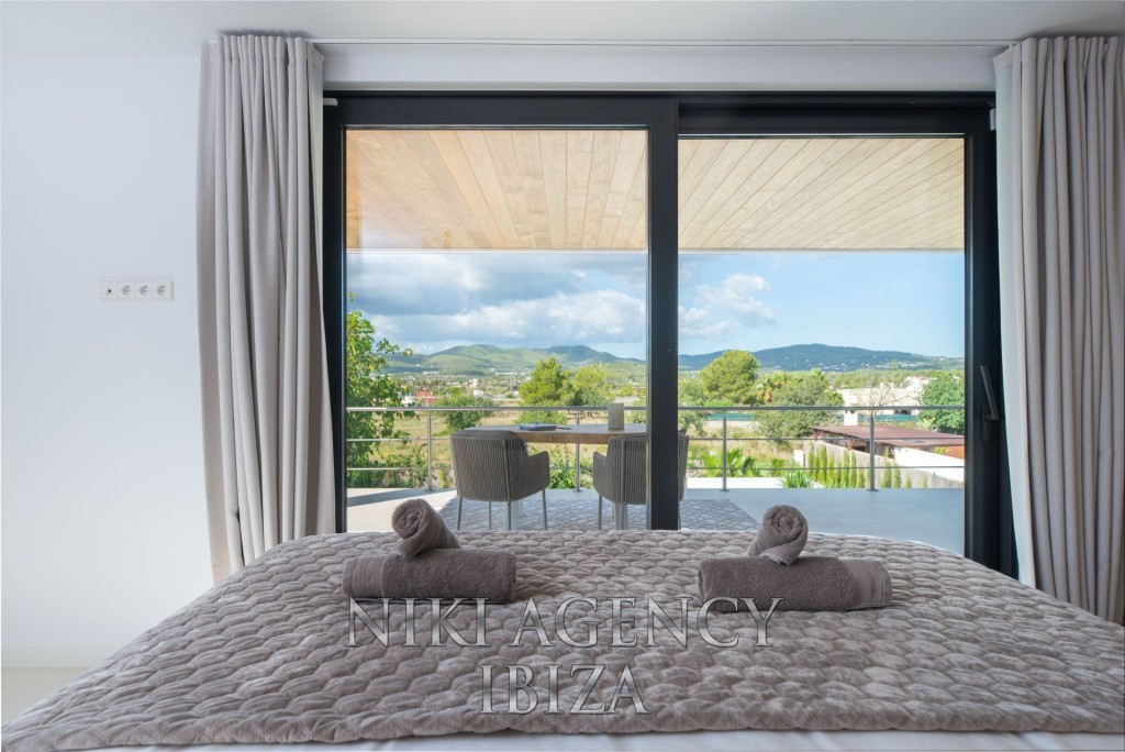 Casa-Chalet en Venta en Santa Eularia Des Riu Baleares - foto 24