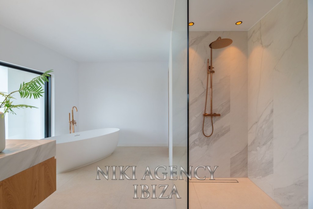 Casa-Chalet en Venta en Santa Eularia Des Riu Baleares - foto 27