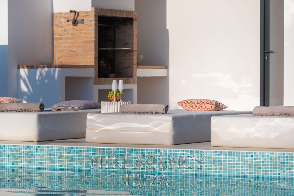 Casa-Chalet en Venta en Santa Eularia Des Riu Baleares - foto 4
