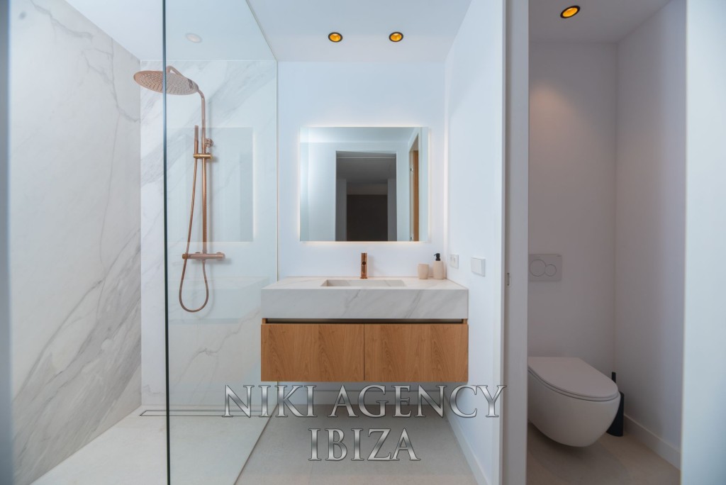 Casa-Chalet en Venta en Santa Eularia Des Riu Baleares - foto 36