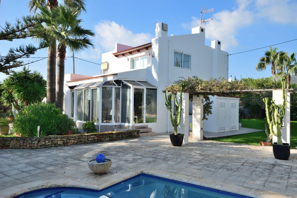 Casa-Chalet en Venta en Sant Josep De Sa Talaia Baleares - foto 2