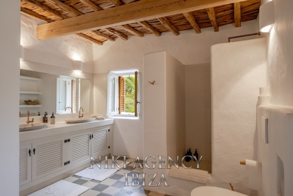 Casa-Chalet en Venta en Santa Eularia Des Riu Baleares - foto 15