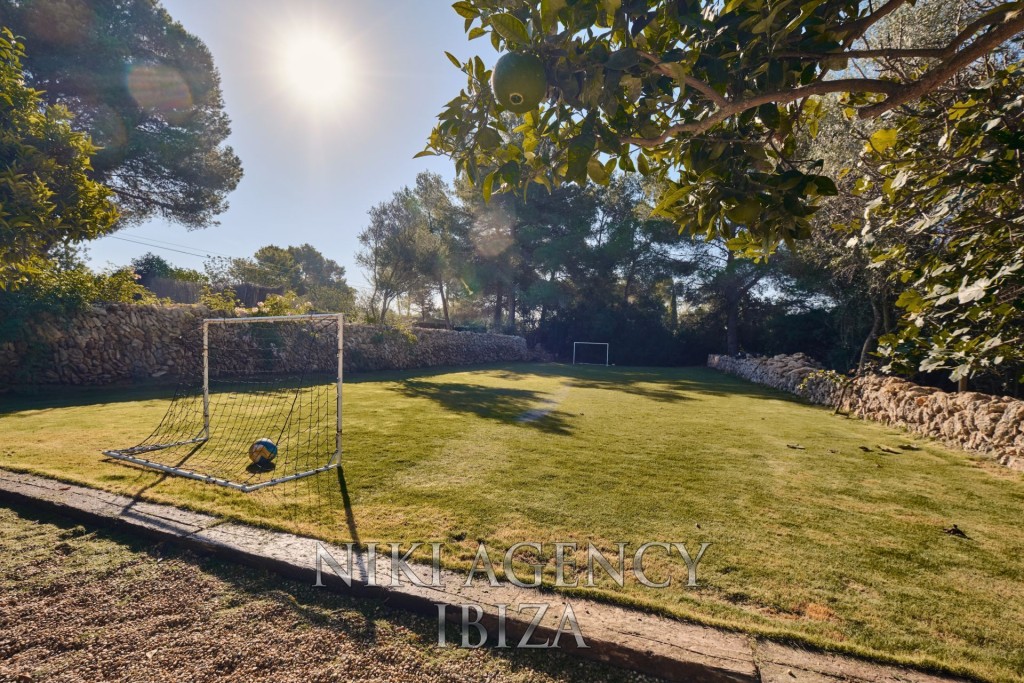 Casa-Chalet en Venta en Santa Eularia Des Riu Baleares - foto 8