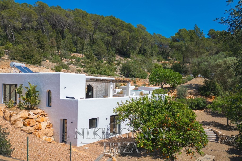Casa-Chalet en Venta en Santa Eularia Des Riu Baleares - foto 2