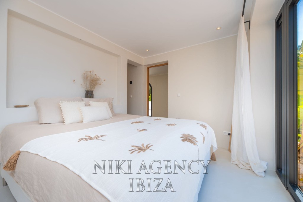 Casa-Chalet en Venta en Santa Eularia Des Riu Baleares - foto 16