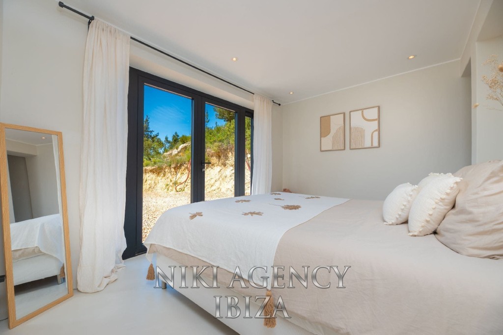 Casa-Chalet en Venta en Santa Eularia Des Riu Baleares - foto 17