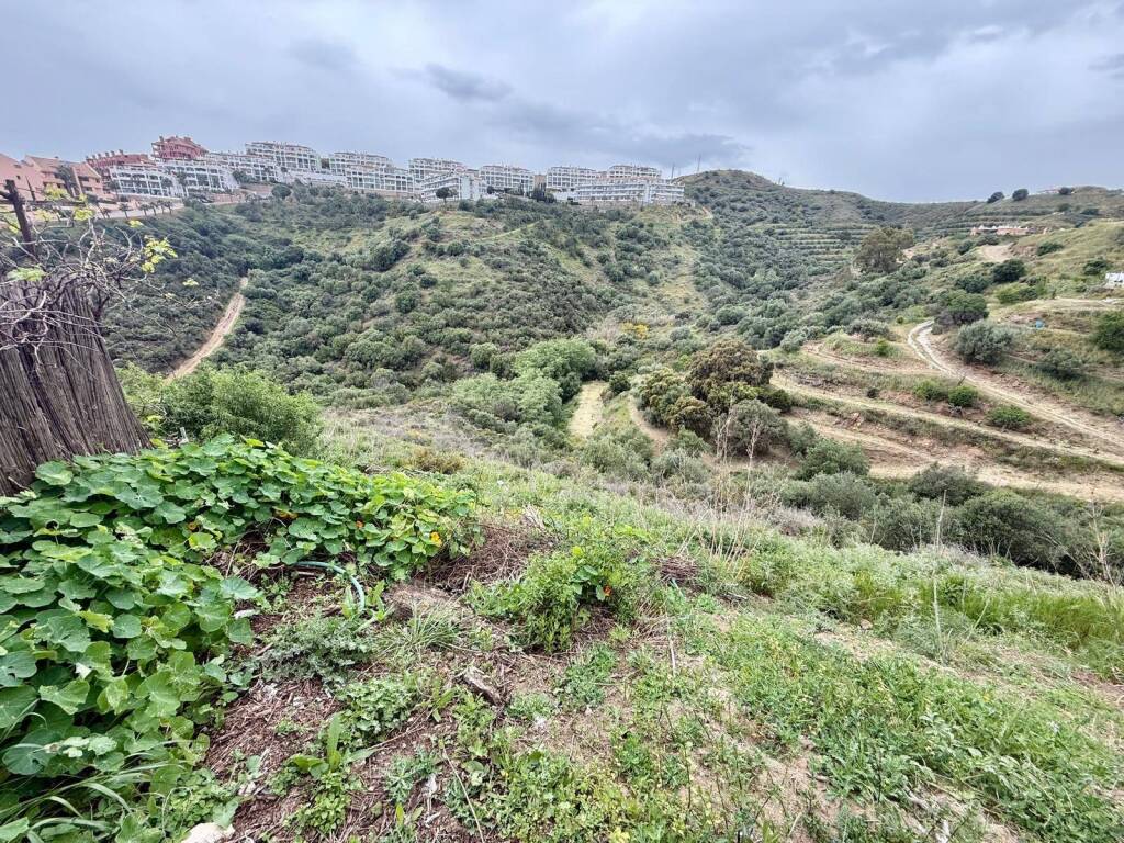 Parcela rústica en Calahonda, Mijas Costa - foto 7