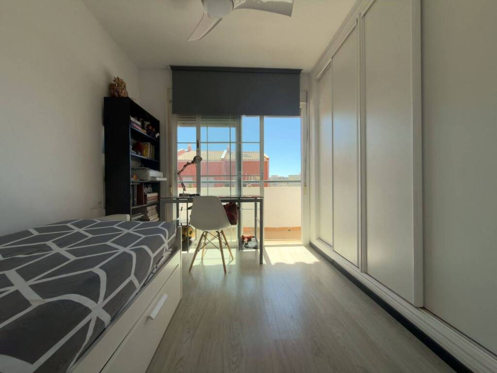 Adosada en Venta en Benalmadena Málaga - foto 17