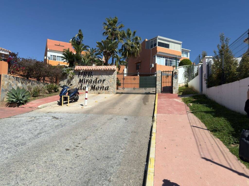 Adosada en Venta en Benalmadena Málaga - foto 29
