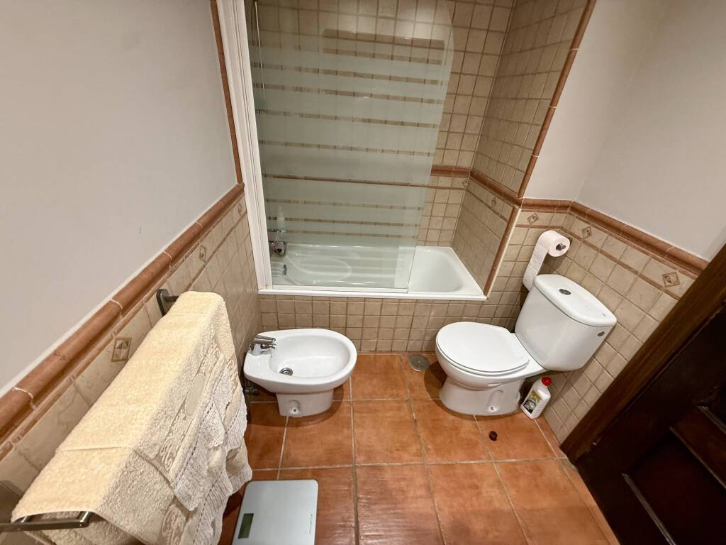 Amplia Vivienda en Pleno Recinto Ferial de Fuengirola - foto 15