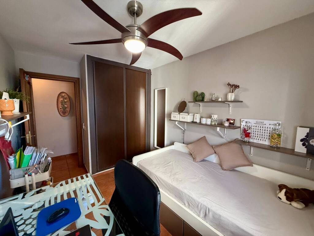 Amplia Vivienda en Pleno Recinto Ferial de Fuengirola - foto 19
