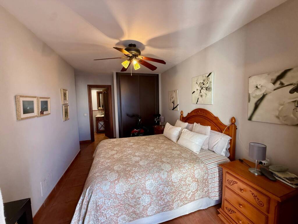 Amplia Vivienda en Pleno Recinto Ferial de Fuengirola - foto 32